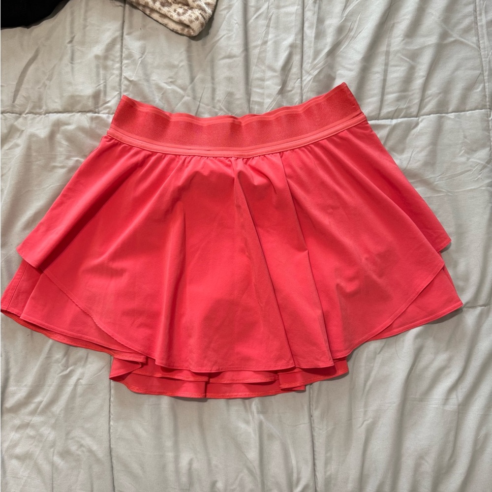 Women’s Lululemon Court Rival High Rise Skirt Size 6